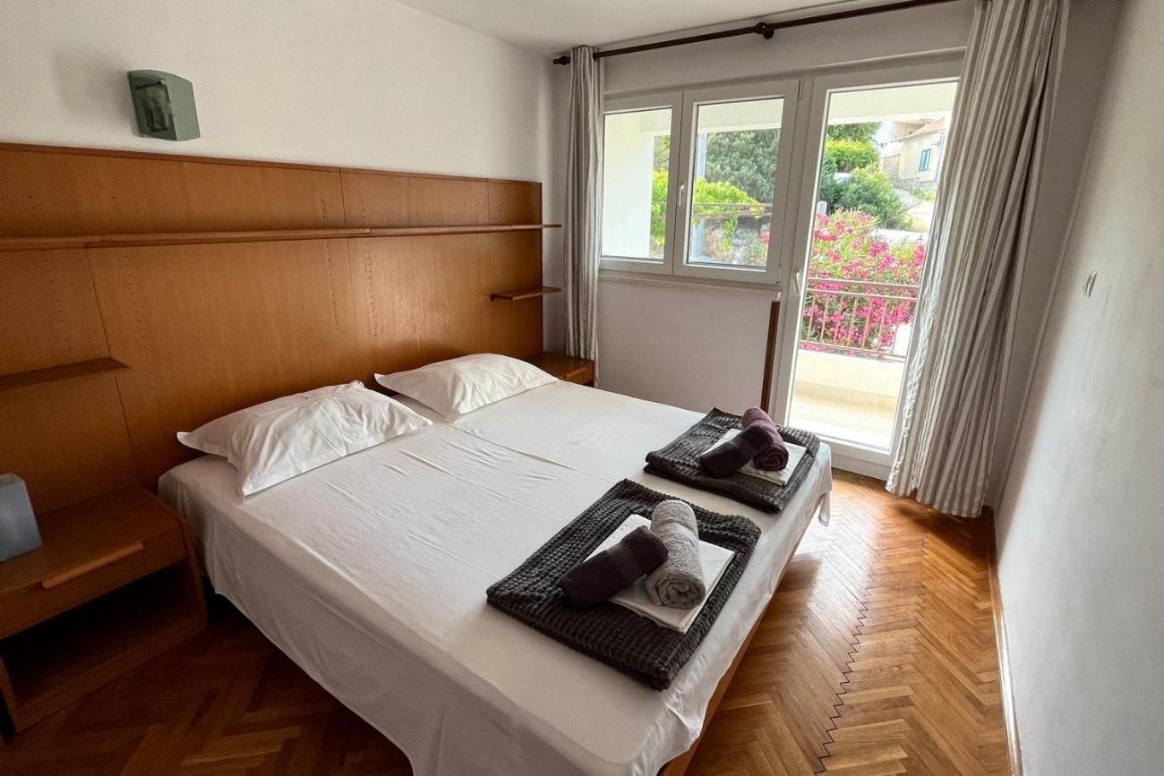 Apartments By The Sea Maslinica, Solta - 774 Grohote Zewnętrze zdjęcie